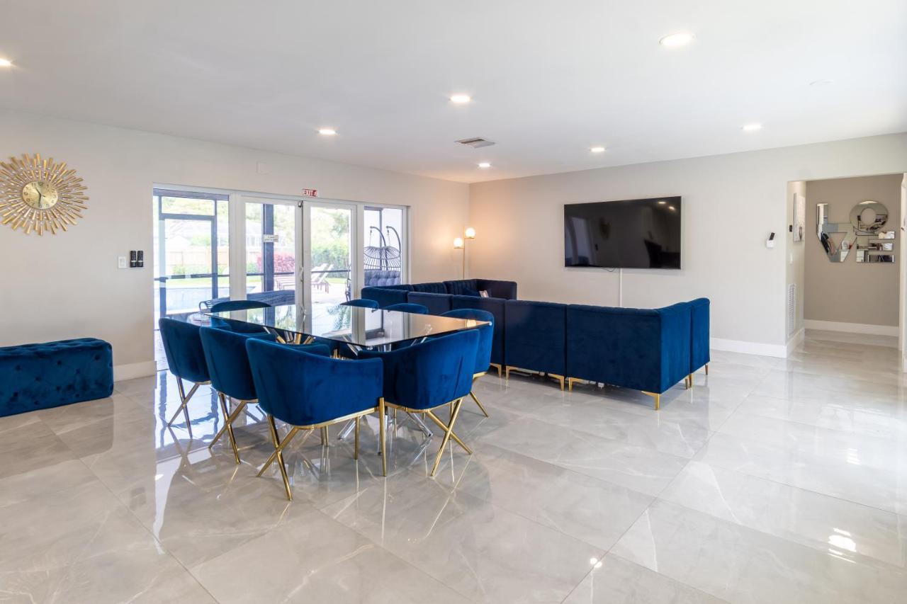 Hollywood Paradise Luxury 4Br 3Ba Home And Outdoor Fun With Heated Pool Exterior photo
