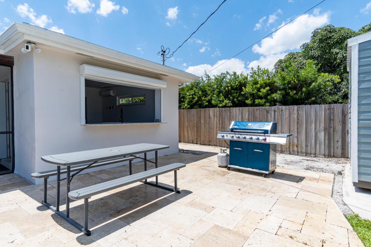 Hollywood Paradise Luxury 4Br 3Ba Home And Outdoor Fun With Heated Pool Exterior photo